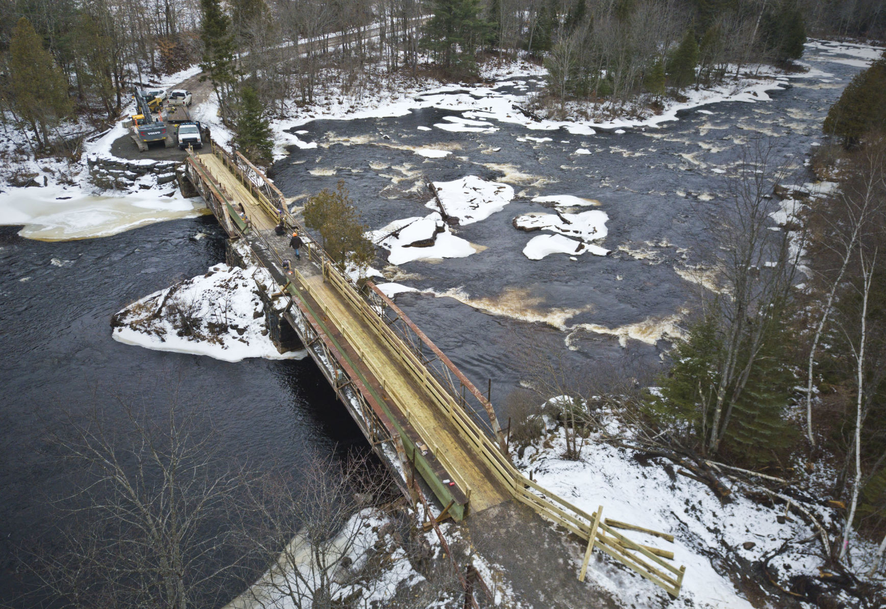 0104_wds_Jones Rd Bridge_cl1.jpg